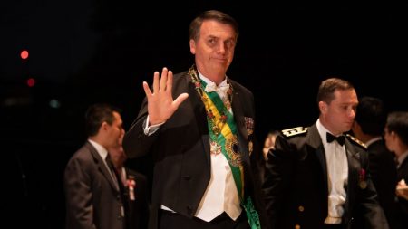 Jair Bolsonaro diz que Nestor Forster é bom nome para embaixador nos EUA