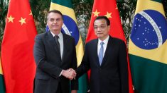 Bolsonaro anuncia isenção de visto para chineses e indianos