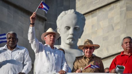 Cuba elegerá hoje seu primeiro presidente em mais de 40 anos