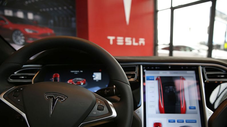 Interior de un vehículo Tesla. (Getty Images/ Spencer Platt)