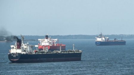 Regime cubano pede à Rússia que escolte navios com petróleo venezuelano até a ilha