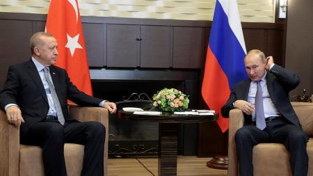 Putin e Erdogan acertam criação de zona de segurança no nordeste da Síria