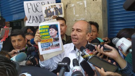 Gobierno interino de Bolivia demandará a Evo Morales ante la Corte Internacional de Justicia