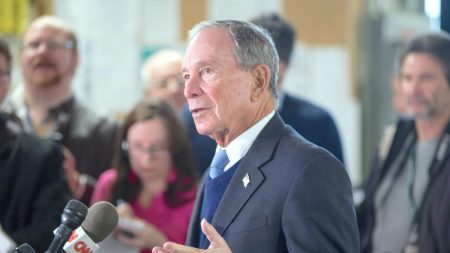 Bloomberg gasta 34 millones de dólares en anuncios de campaña en 46 estados