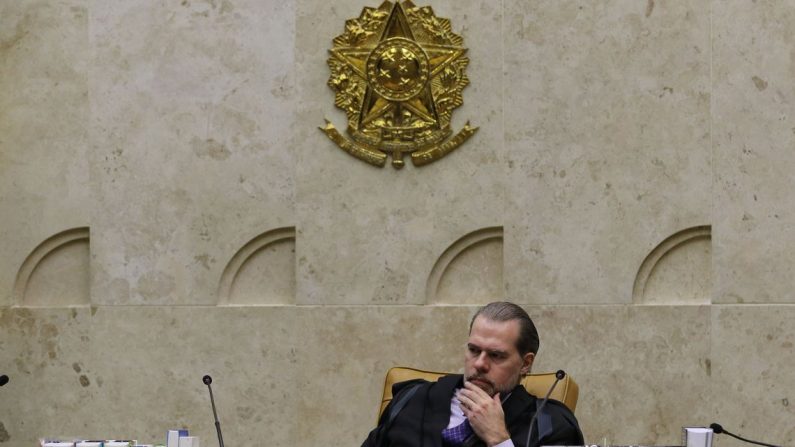 O presidente do STF, ministro Dias Torroli, durante sessão de julgamento sobre a constitucionalidade da execução provisória de condenações criminais, conhecida como prisão após segunda instância (Fabio Rodrigues Pozzebom/Agência Brasil)