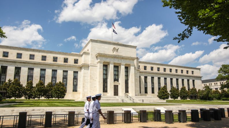 El edificio Marriner S. Eccles de la Reserva Federal en Washington D.C. el 14 de julio de 2016. (Benjamin Chasteen/The Epoch Times)