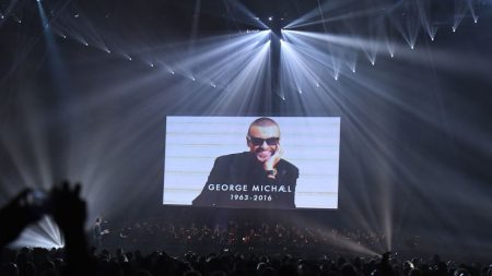 Música inédita de George Michael é lançada após quase três anos de sua morte