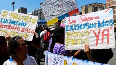 «La clase de hoy la damos en la calle», protestan maestros venezolanos