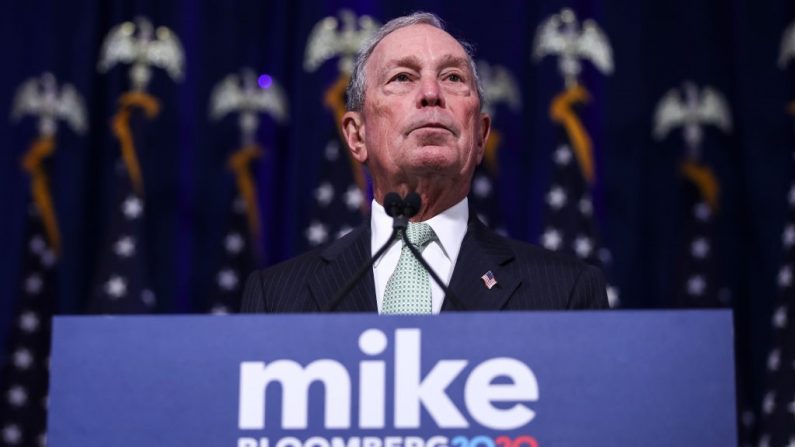 El candidato presidencial demócrata, y exalcalde de Nueva York, Michael Bloomberg, da un discurso el 25 de noviembre de 2019 en Norfolk, Virginia. (Drew Angererer/Getty Images)