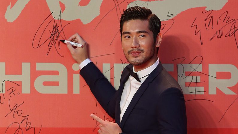 El modelo y actor taiwanés Godfrey Gao llega a la ceremonia de inauguración del 16° Festival Internacional de Cine de Shanghai en la Plaza de la Cultura de Shanghai el 15 de junio de 2013 en Shanghai, China. (Feng Li / Getty Images)