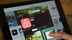 Los ingresos de Airbnb caen un 32 % a un mes de su salida a bolsa