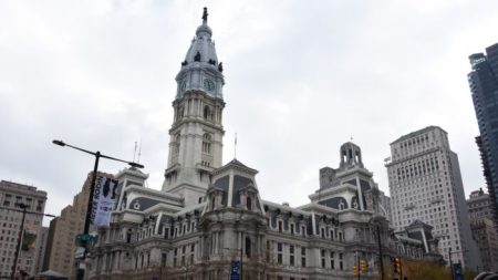 Maoístas y socialistas aumentan su influencia en el concejo municipal de Filadelfia