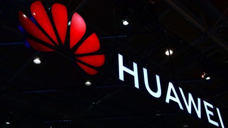 EE.UU. dice que Huawei creó «puerta trasera» en móviles para espionaje chino