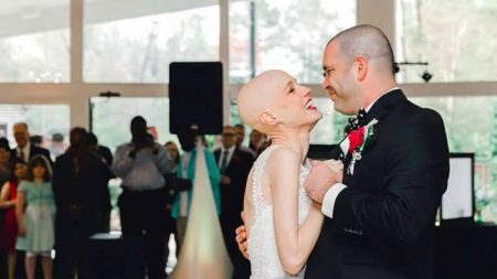 Noiva com câncer no estágio quatro se casa apesar das previsões dos médicos