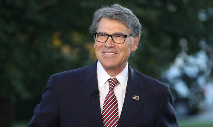 El Secretario de Energía Rick Perry en la Casa Blanca en Washington el 23 de octubre de 2019. (Mark Wilson/Getty Images)