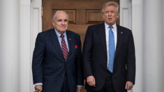 Trump dice que él no “dirigió” a Giuliani para ir a Ucrania
