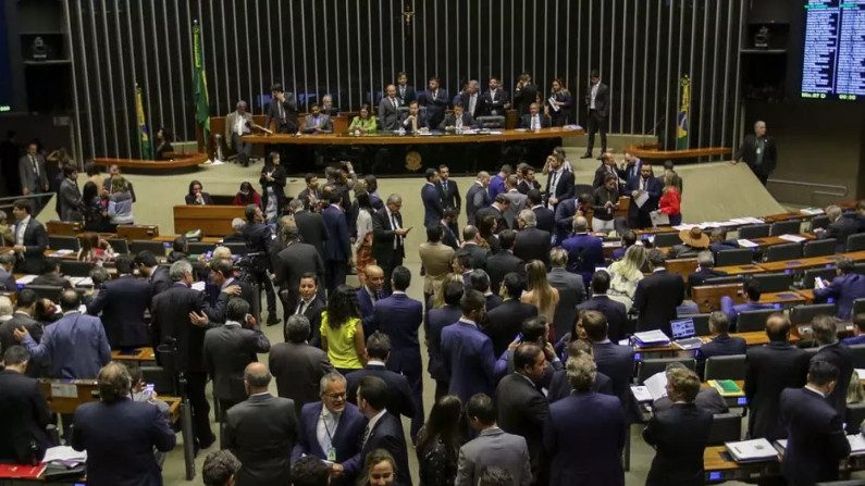 Câmara aprova MP que altera regras de saque do FGTS (Fabio Rodrigues Pozzebom/ABr)