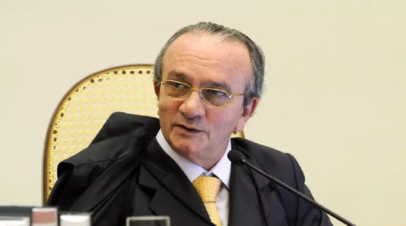 Palocci afirmou que Rocha recebeu da Camargo Corrêa a quantia de R$ 5 milhões para suspender a operação Castelo de Areia (Reprodução/STJ)