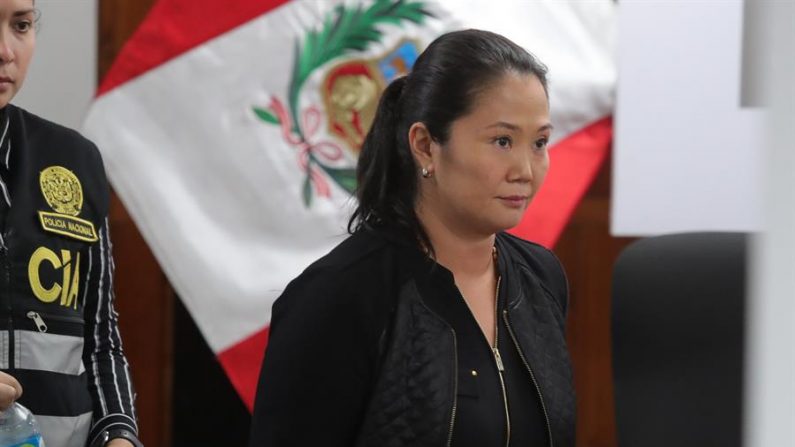 En la imagen, la líder opositora peruana Keiko Fujimori. EFE/Ernesto Arias/Archivo