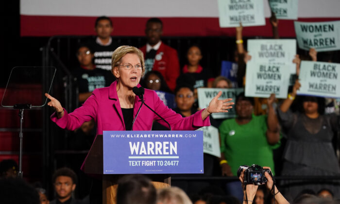 La candidata presidencial demócrata Elizabeth Warren (D-Mass.) habla en un evento de su campaña en Clark Atlanta University, en Atlanta el 21 de noviembre de 2019. (Elijah Nouvelage/Getty Images)
