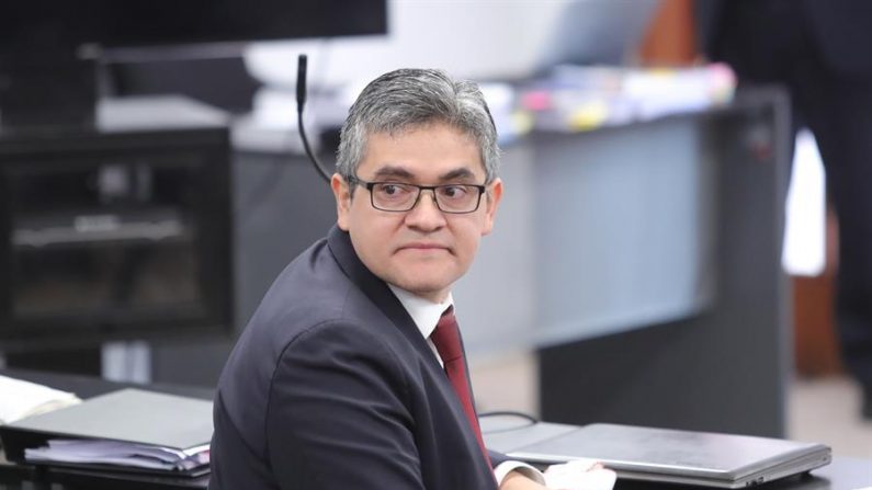 Na foto, o promotor peruano José Domingo Pérez (EFE / Ernesto Arias / Arquivo)