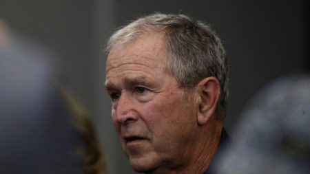 Ex-asessora de Bush e McCain pressiona por voto secreto do Senado para destituir Trump