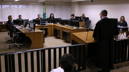 Ao vivo: TRF-4 julga apelação criminal de Lula no caso do sítio de Atibaia