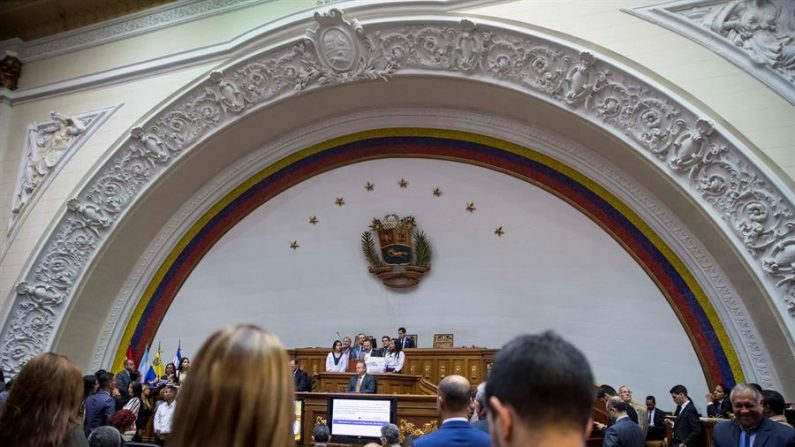 Diputados de la Asamblea Nacional de Venezuela. EFE/MIGUEL GUTIÉRREZ/Archivo