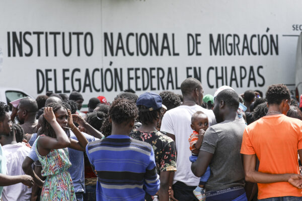 Migrantes, en su mayoría de Haití y África