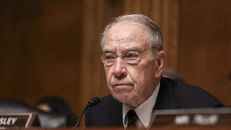 USMCA no se aprobará este año salvo que se llegue a un acuerdo al final de la semana, dice Grassley