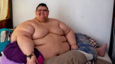 Homem mais gordo do mundo perde 728 quilos, sai da cama e caminha pela primeira vez em dez anos