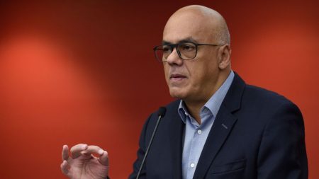 Presidente de Asamblea Nacional pide cárcel para Edmundo González y Corina Machado