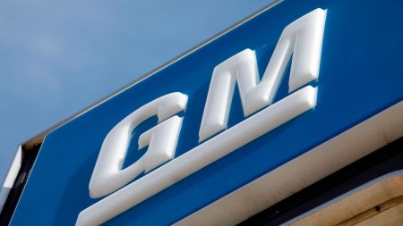 General Motors descarta por ahora invertir en criptomonedas como Tesla