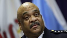 El superintendente de la policía de Chicago, Eddie Johnson, fue despedido por presuntamente mentir