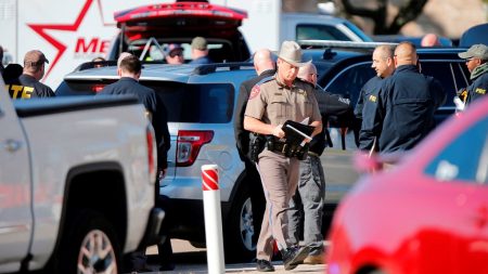 Texano que disparó al tirador de la iglesia «tuvo que abatir» al sospechoso porque «el mal existe»