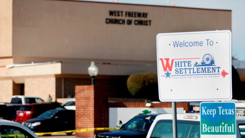 Vista exterior de la West Freeway Church of Christ donde se produjo un tiroteo durante los servicios del 29 de diciembre de 2019 en White Settlement, Texas. (Foto de Stewart F. House/Getty Images)