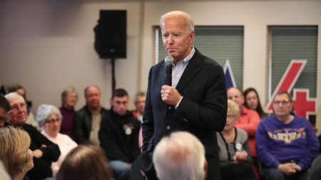Joe Biden dice que no se presentará voluntariamente en el impeachment
