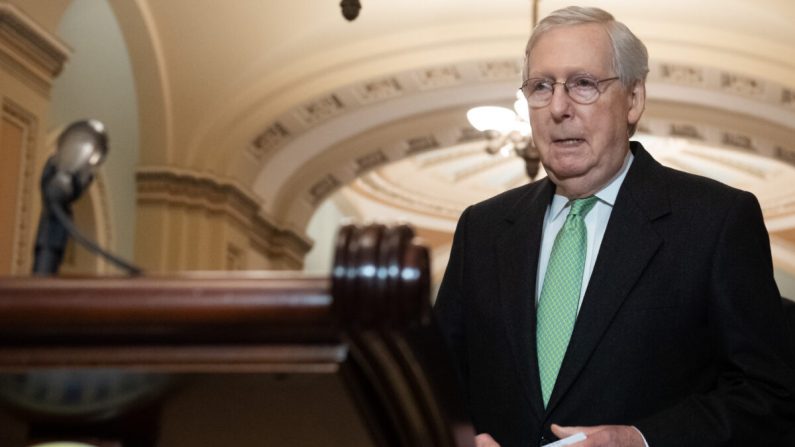 El líder de la mayoría del Senado, Mitch McConnell, en el Capitolio en Washington el 17 de diciembre de 2019. (SAUL LOEB/AFP vía Getty Images)