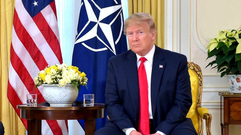 El presidente Donald Trump antes de la reunión de la OTAN en Watford, Inglaterra, el 3 de diciembre de 2019. (OTAN a través de Getty Images)