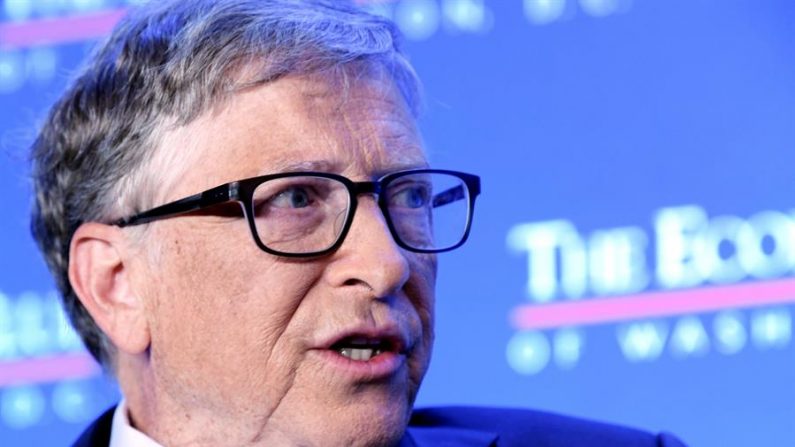 O fundador da Microsoft, Bill Gates, fala durante sua participação em um evento organizado na sede da agência em Washington (EFE / Lenin Nolly / Archive)