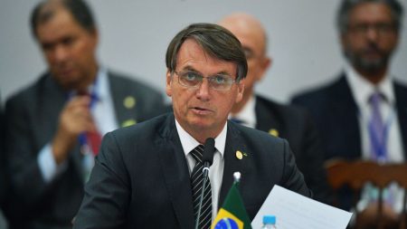 Bolsonaro afirma depender do Congresso para ampliar posse e porte de armas