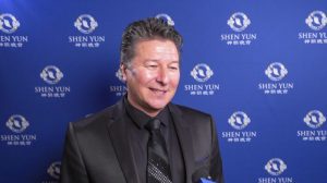 CEO impresionado por la precisión y el arte de Shen Yun