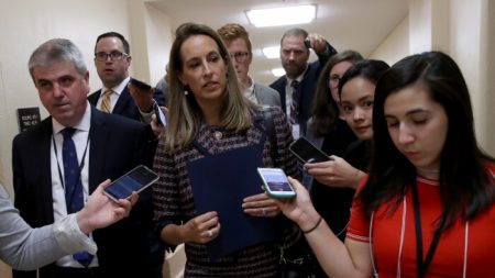 Mikie Sherrill, demócrata de Nueva Jersey, dice que votará a favor del impeachment