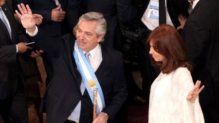Novo presidente argentino quer «fraternidade» com Brasil e pede agenda comum