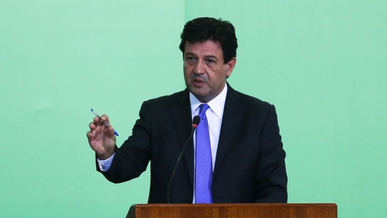O ministro da Saúde, Luiz Henrique Mandetta, participa da solenidade de lançamento do Programa Previne Brasil (Valter Campanato/Agência Brasil)
