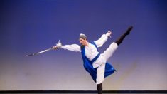 Monty Mou, primer bailarín de Shen Yun, habla sobre el poder expresivo de la danza clásica china