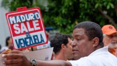 Exilio en Miami culpa del golpe al Parlamento a erróneas decisiones de Guaidó