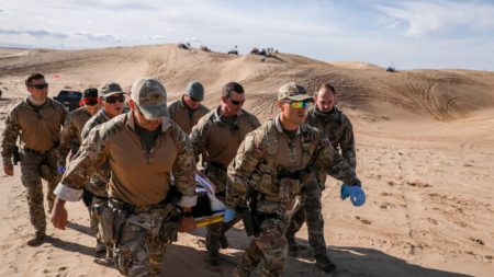 Una unidad de élite de la Patrulla Fronteriza que salva vidas y combate el crimen en el desierto