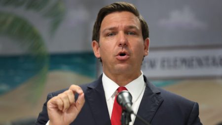 El Gobernador de la Florida introduce el reemplazo de los Estándares Escolares del Common Core