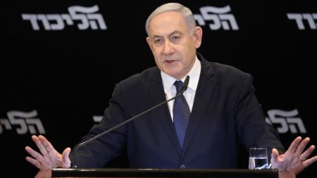 Netanyahu anuncia que pedirá inmunidad para evitar ser juzgado por corrupción